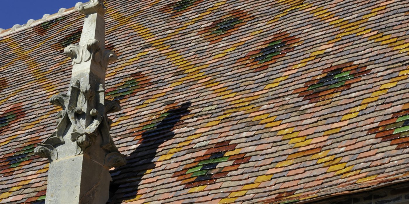 Eglise Notre-Dame de Vetheuil tuiles aléonard monuments historique