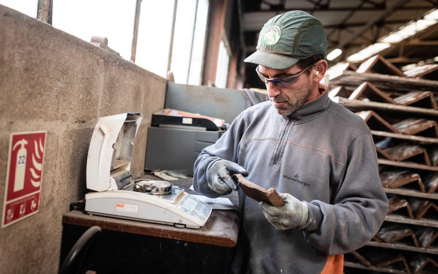 Contrôle qualité de la tuile Aléonard