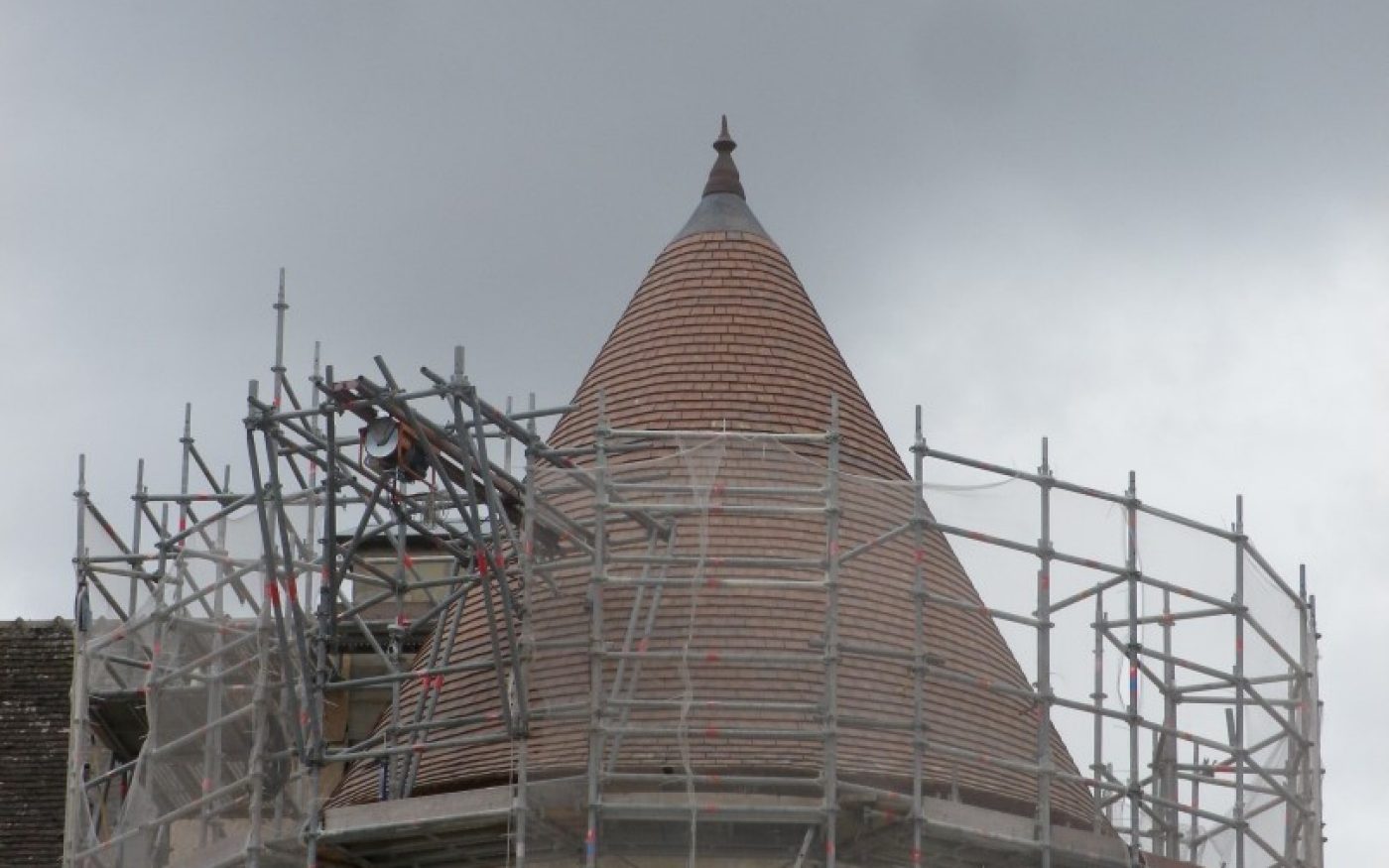 Musée du jouet de Poissy échafaudage de la tour
