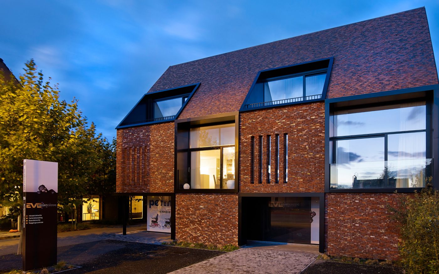 Nouvelle construction bureau et appartement à Melle en tuile Aléonard